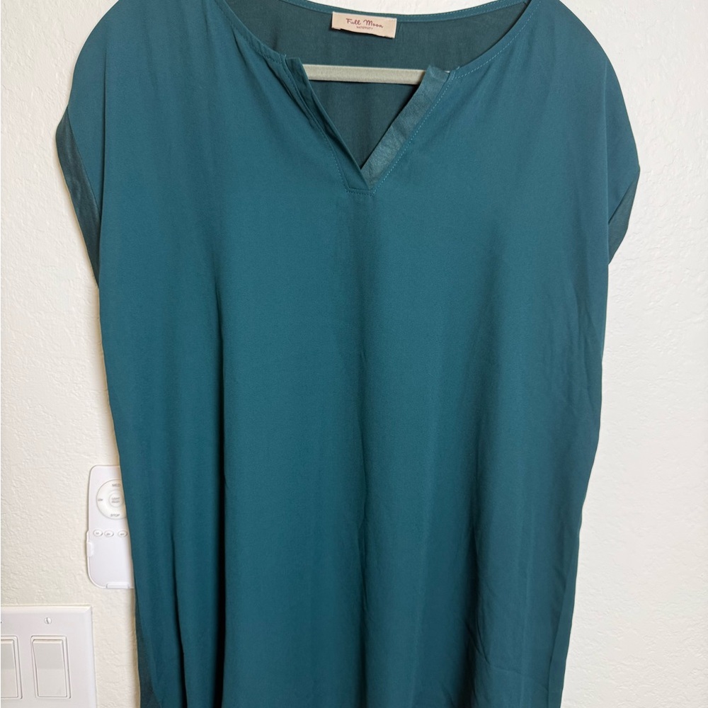 Stitch Fix / Maternity V-Neck Blouse